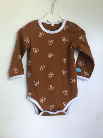 Body liten elefant storlek 62 och 68, 215:-