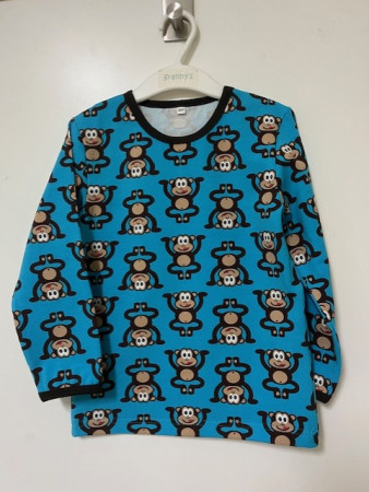 Tröja apor storlek 104, 215:-
