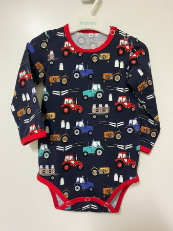 Body blå m traktorer storlek 74, 215:-